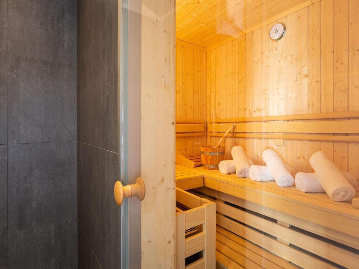 Reetland Am Meer - Premium Reetdachvilla Mit 3 Schlafzimmern, Sauna Und Kamin E24 Dranske Exteriör bild